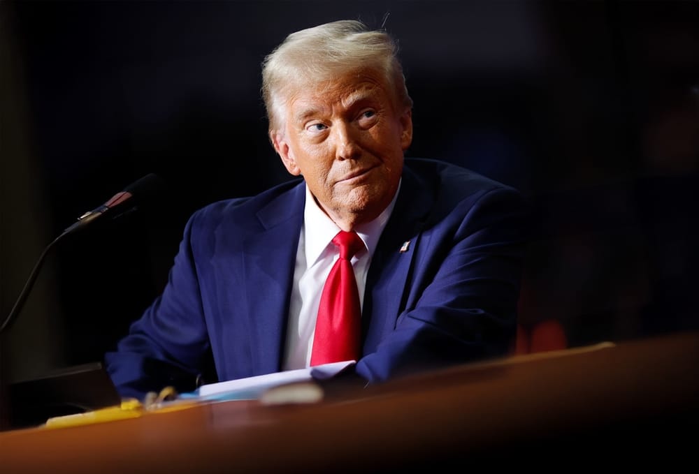 Donald Trump organise une réunion secrète avec des centaines de généraux de l’armée américaine