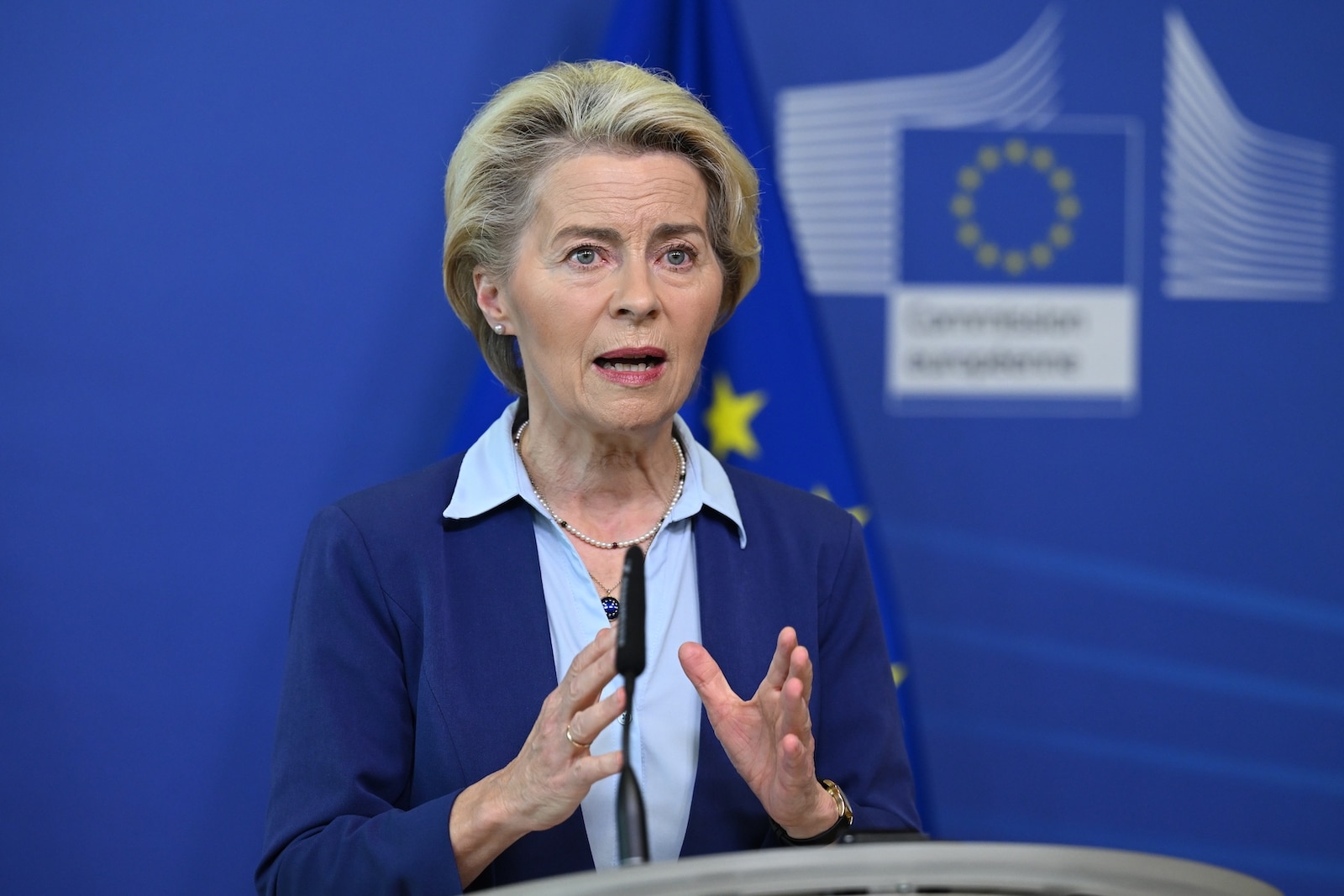 Ursula von der Leyen annonce la suspension de l’aide européenne à Israël