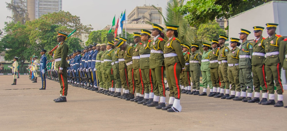 Nigeria : la purge de l’armée commence