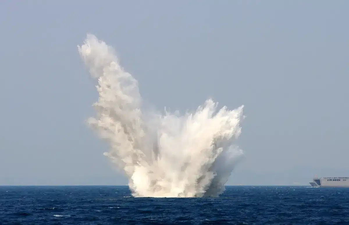 Un drone naval explose en mer Noire : ce que révèle vraiment la détonation à 66 km des côtes roumaines